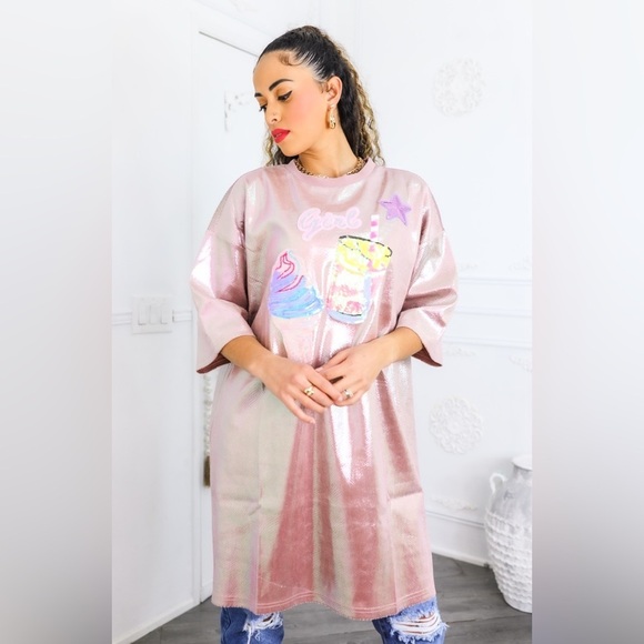 Pink Graphic Oversized T-Shirt - Picture 4 of 4